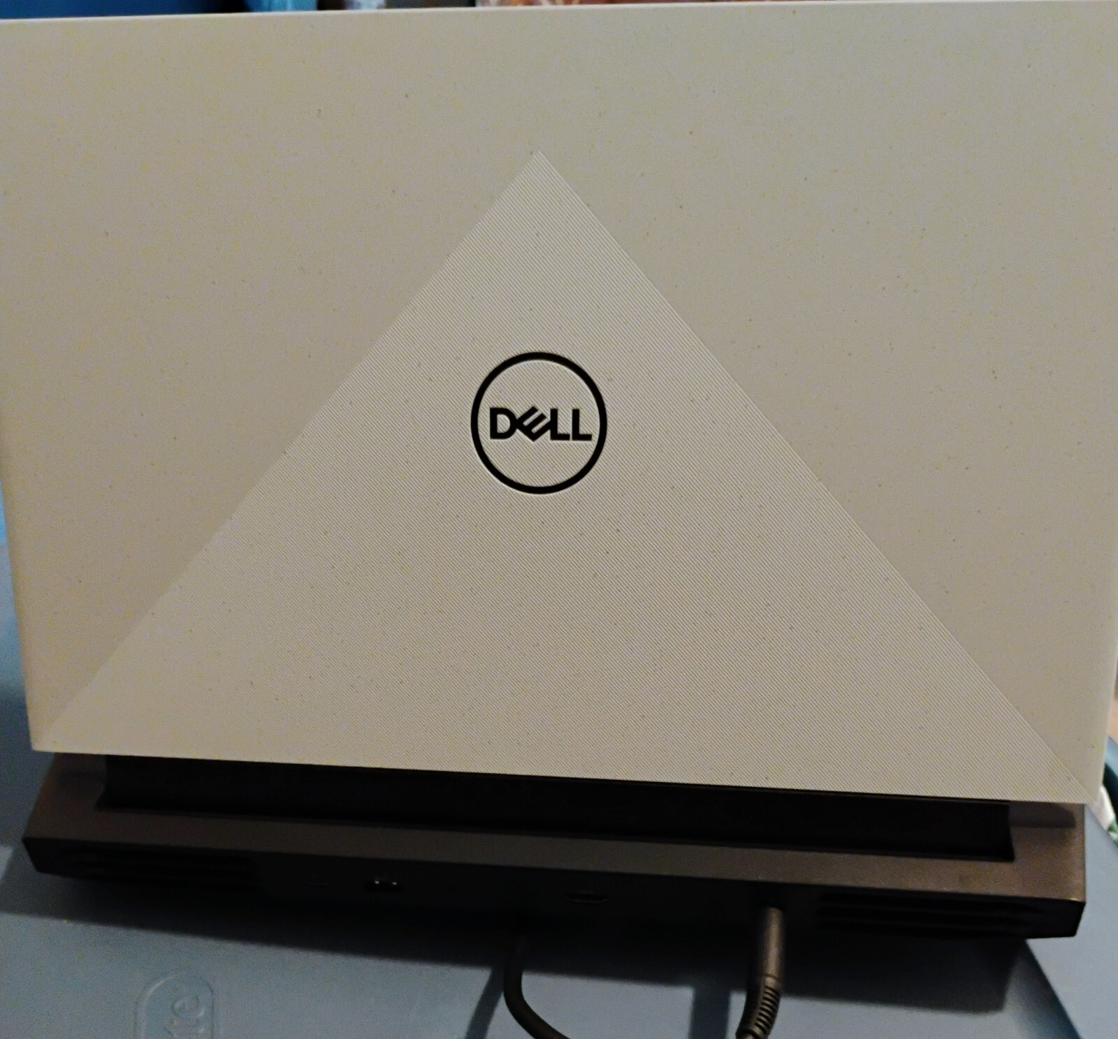 dell computer laptop used; gaming notebook barely used, black and gray 