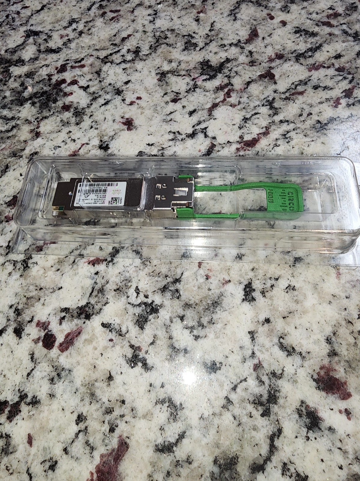 gurmanpreet.hothi  CISCO QSFP-100G-CWDM4-S  CWDM4 QSFP Transceiver 10-3145-02
