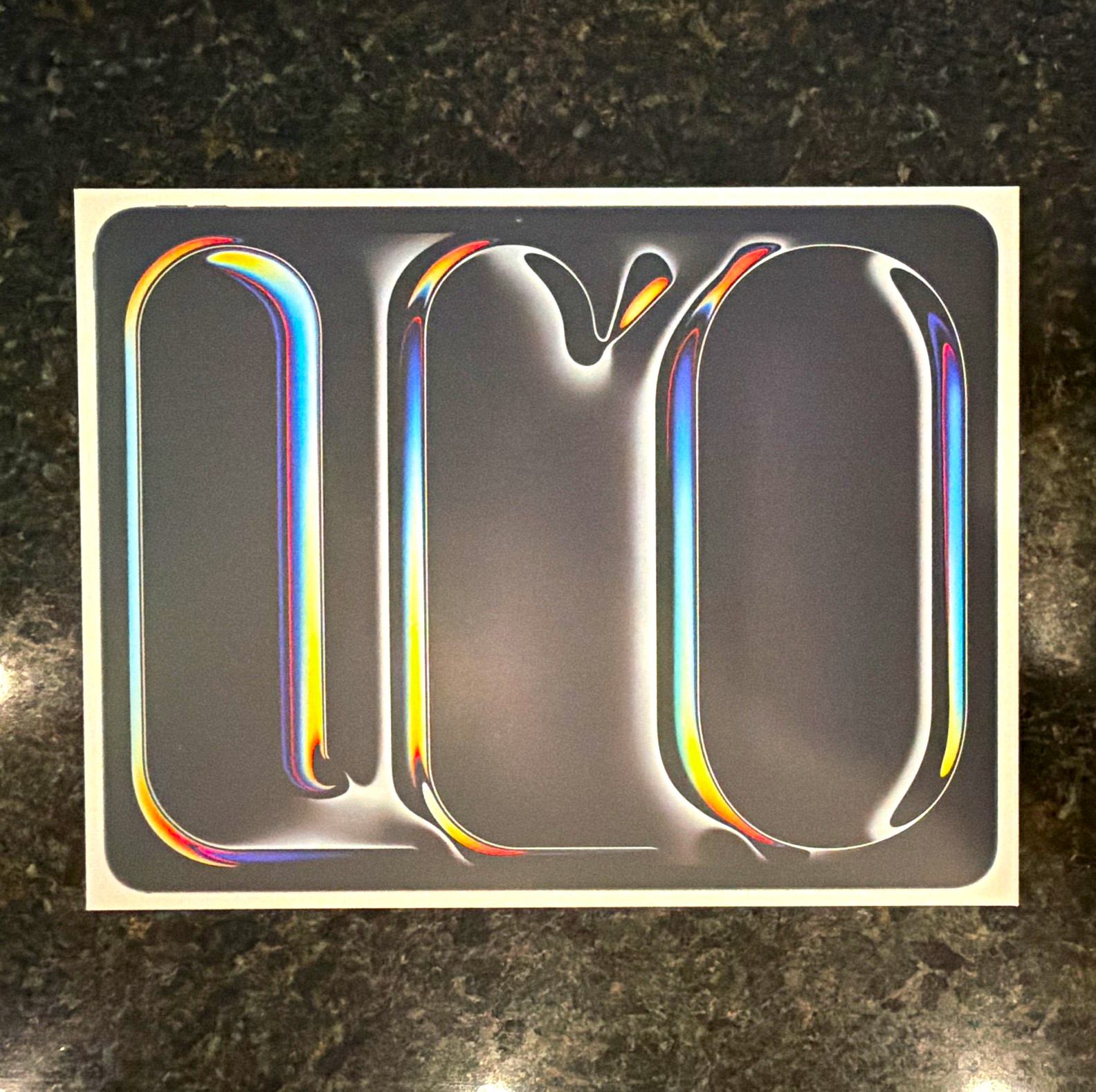 Apple iPad Pro 6th Gen 13in Wi‑Fi Tablet 256MB Black ME2P4LL/A