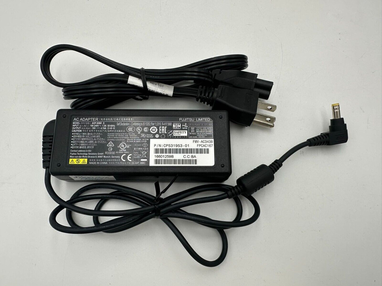 OEM Fujitsu AC Adapter Power Cord Charger Lifebook T4410 T5010 T730 T731