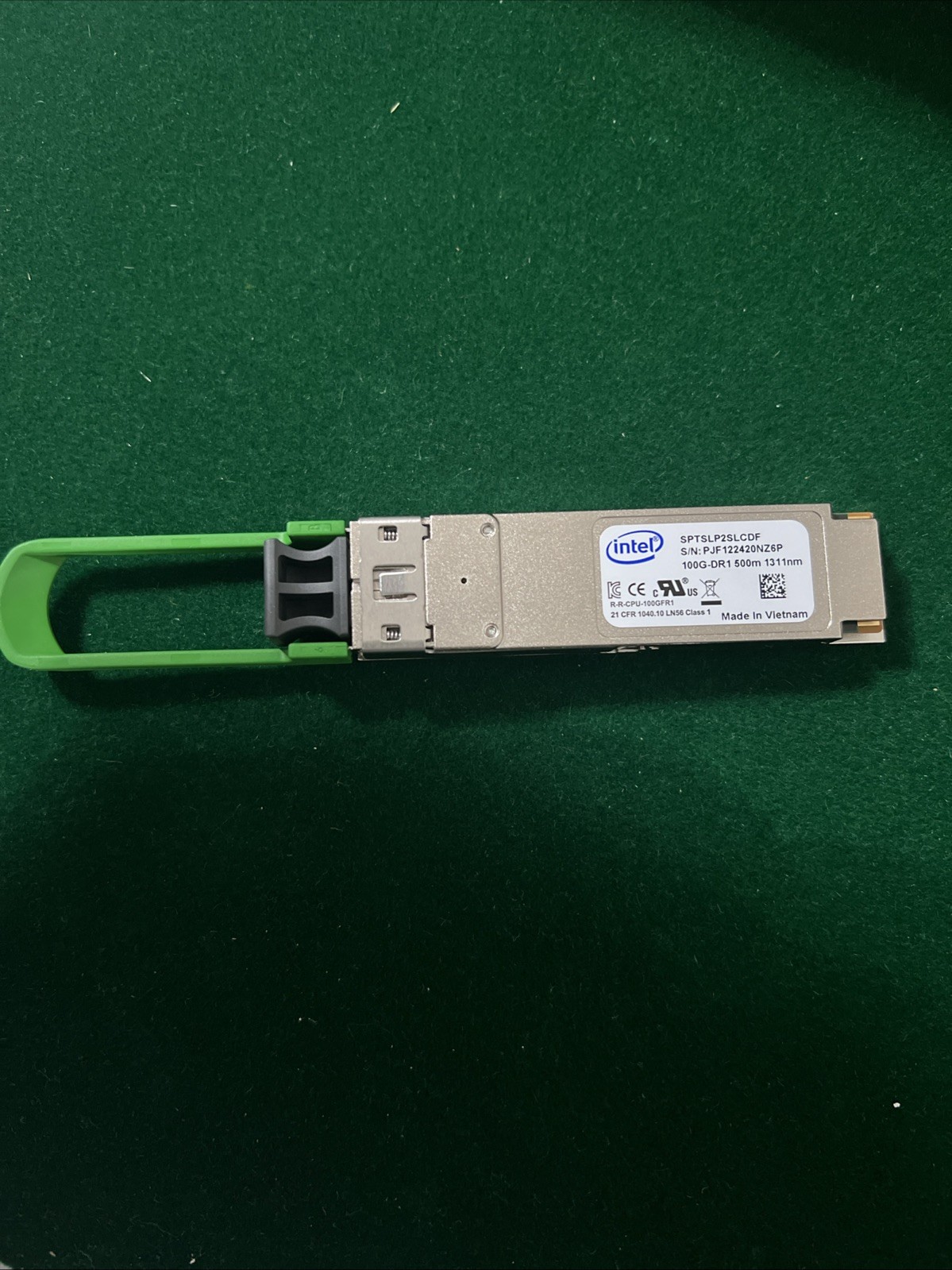 Intel SPTSLP2SLCDF Fiber Optic Transceiver Module 100G DR1 QSFP28 500M Reach NEW