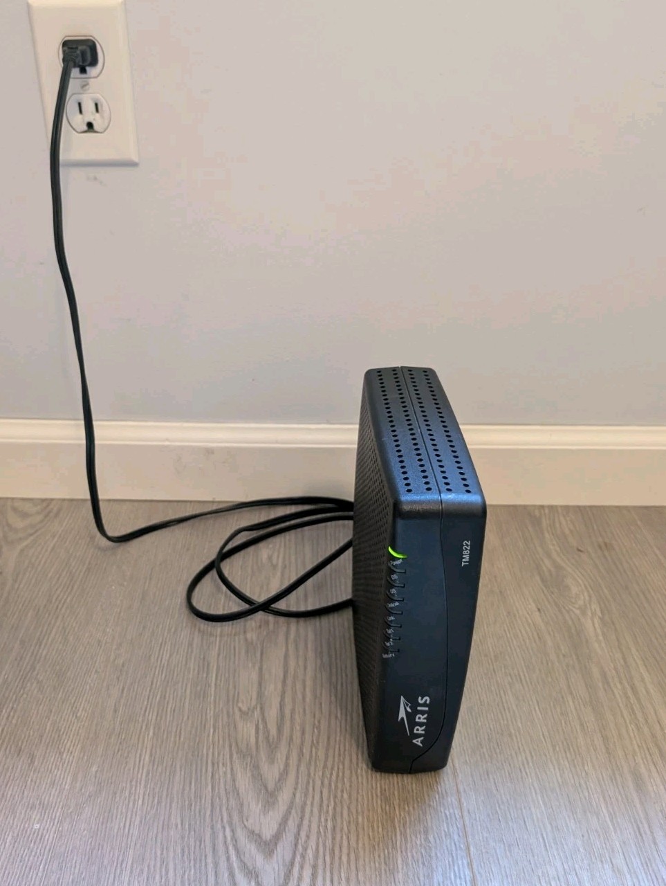 ARRIS TM822G Telephony Cable Modem - Works Perfect, One Owner