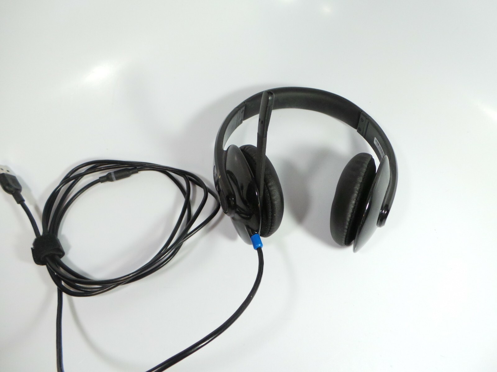 Logitech H540 Logi USB On-Ear Stereo Headset Model A-00042