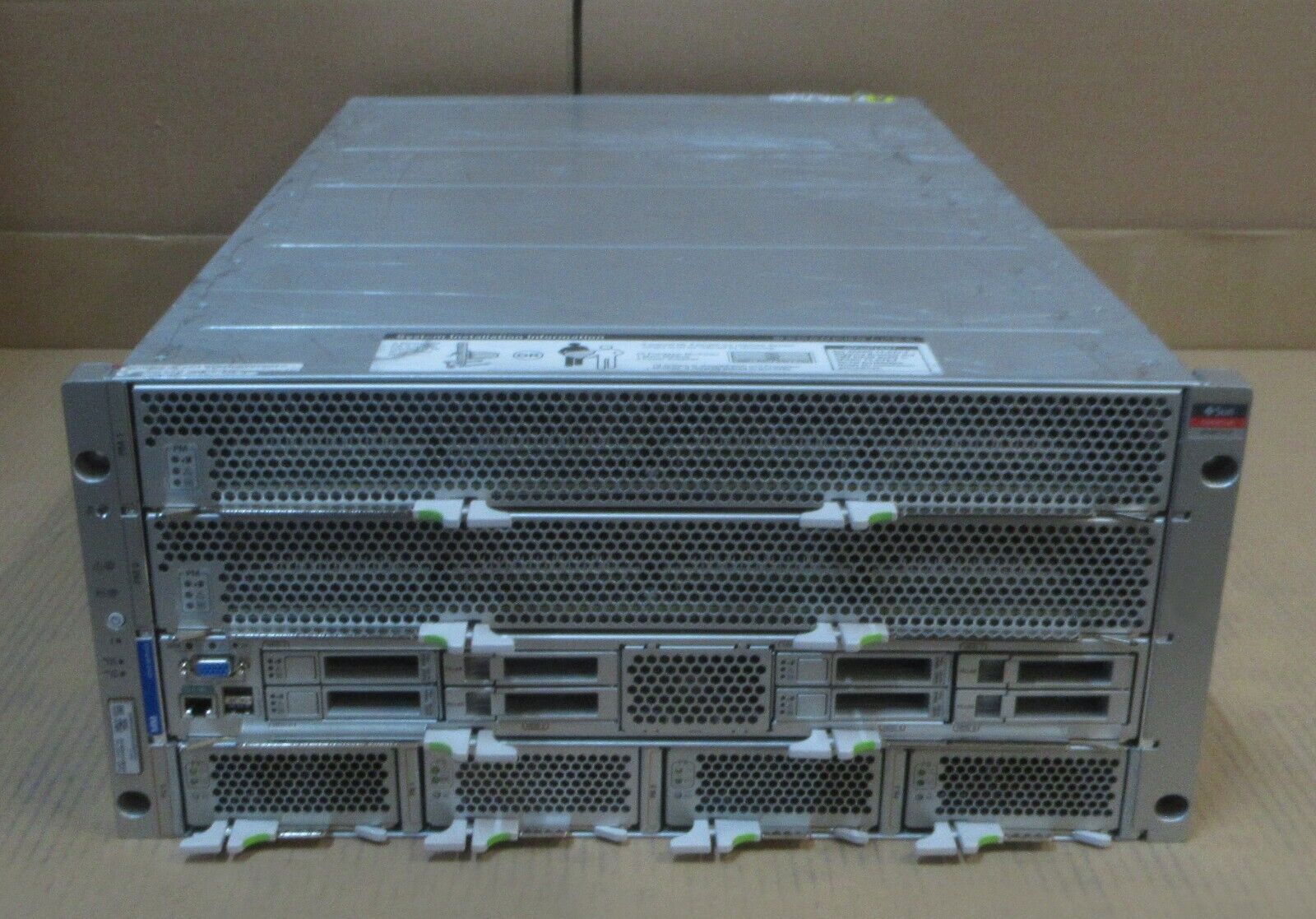 Sun Oracle SPARC T4-4 4x 3.0GHz Processors no memory 4 x PSU +++ Server