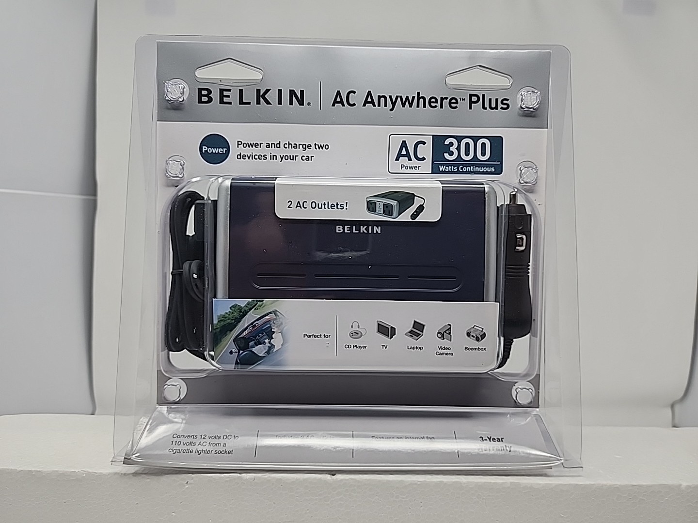 Belkin F5C400-300W AC Anywhere DC/AC Portable Power Converter - BX2