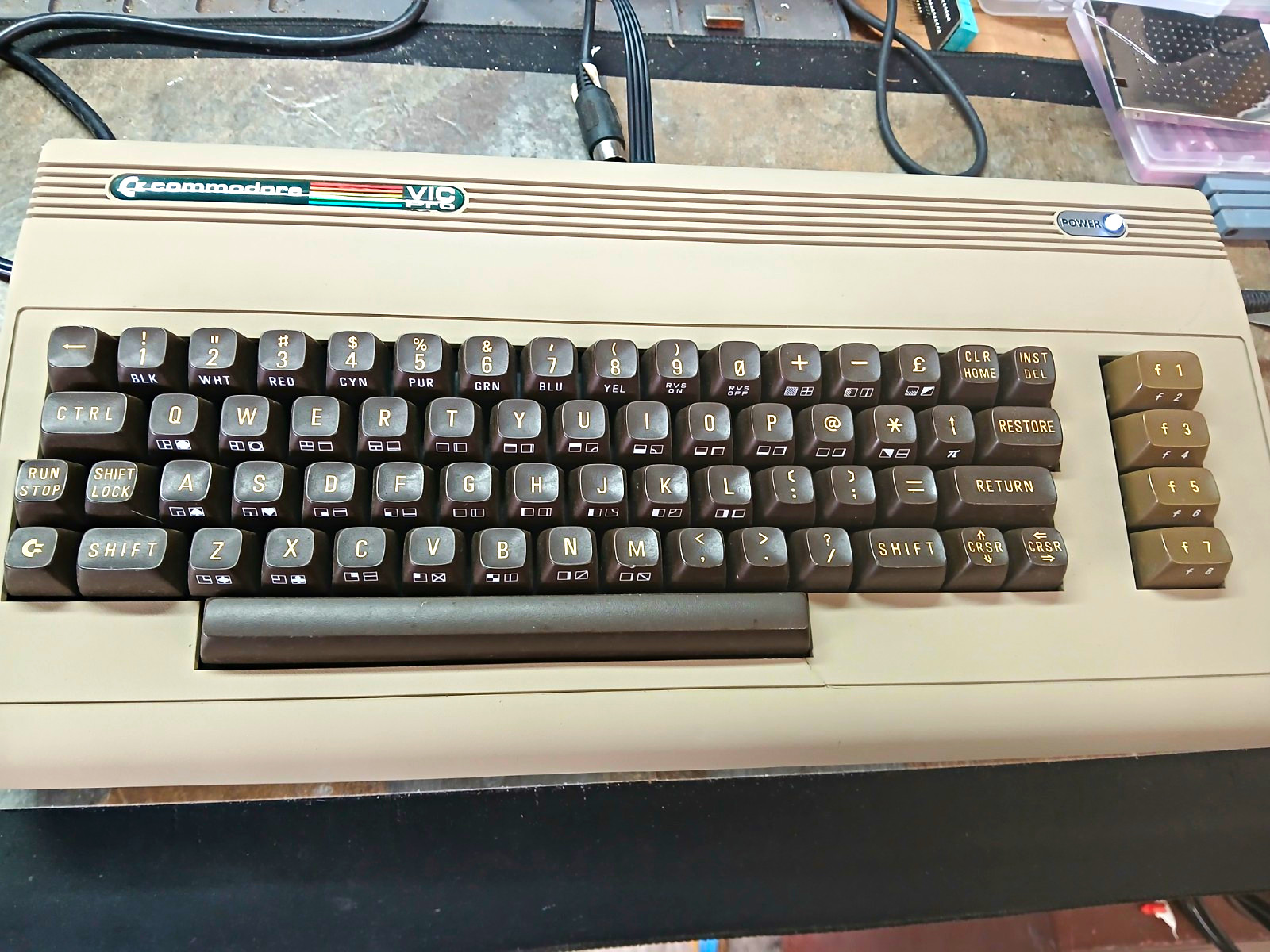 COMMODORE 250466 REPLICA BUILD | NTSC | VIC-II KAWARI | NEW CHIPS