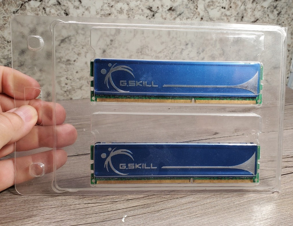 G.Skill Ripjaws 4GB Kit 2x2GB DDR3 1600MHz PC3-12800 Desktop RAM F3-12800CL9D