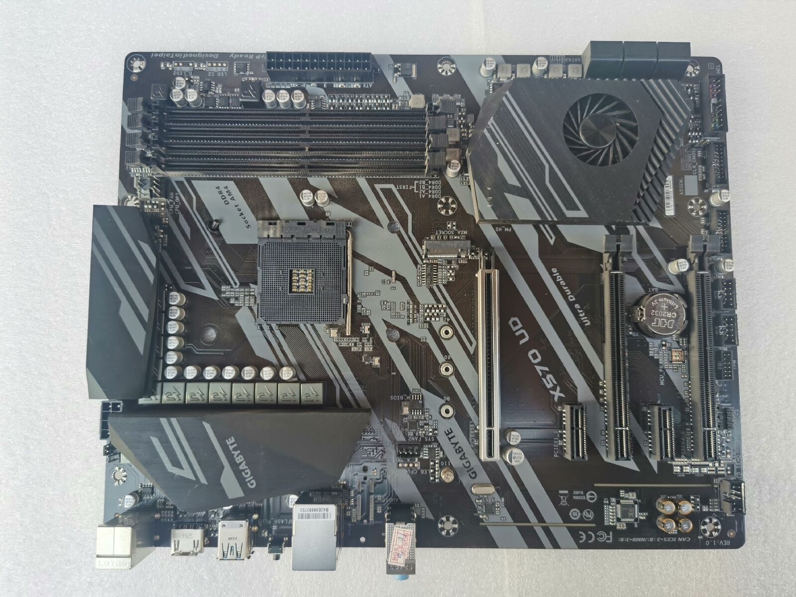 FOR GIGABYTE X570 UD AMD AM4 DDR4*4 128GB HDMI ATX Motherboard Test OK