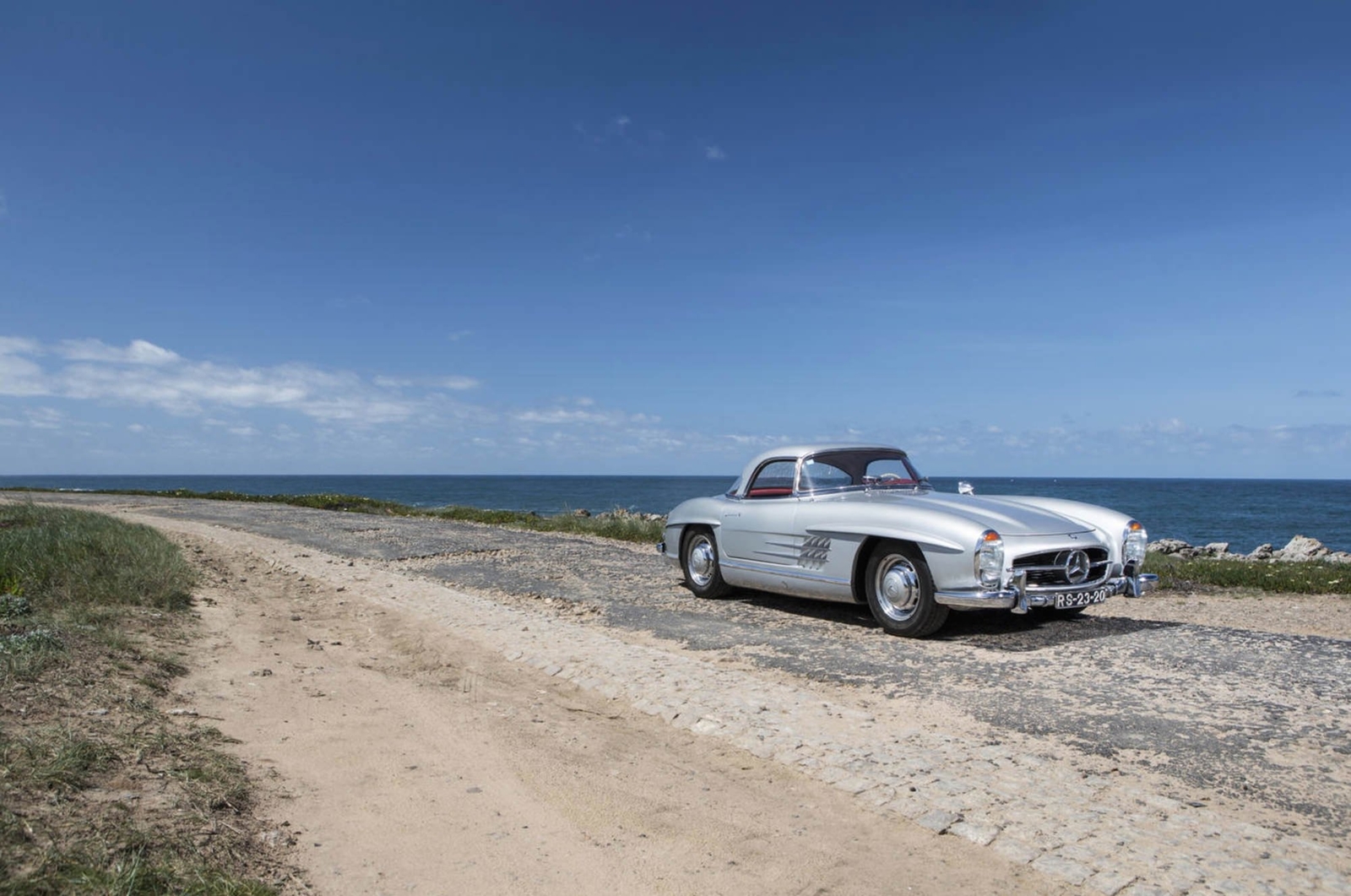 Cars 1958 mercedes benz 300sl roadster Desk Mat Stitched