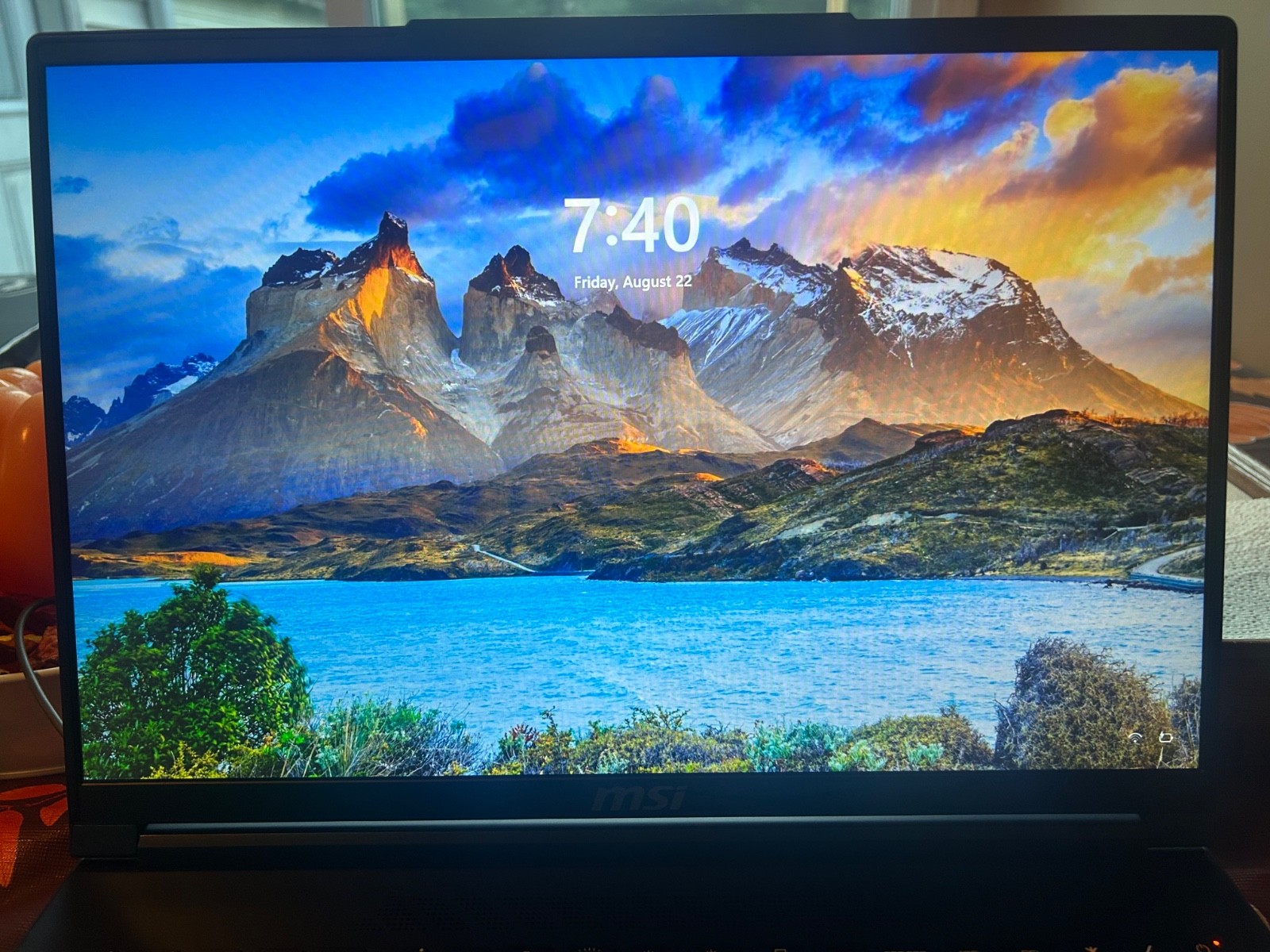 msi stealth 16 AI Studio A1V 16