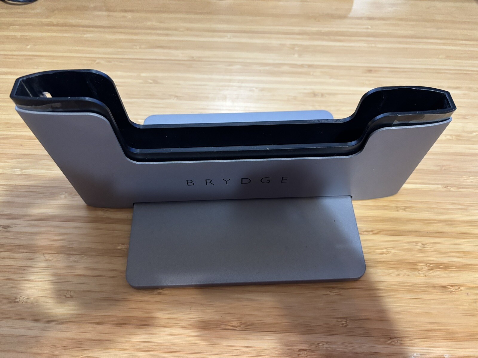 Brydge BRY16MBP Vertical Docking Station for 16-inch MacBook Pro