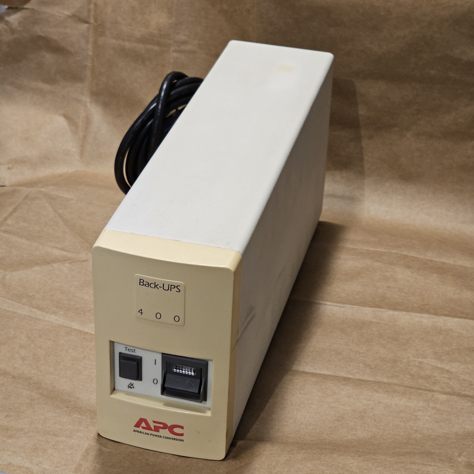 APC BACK-UPS 400 Battery Backup 400VA 250W BK400, No Battery 