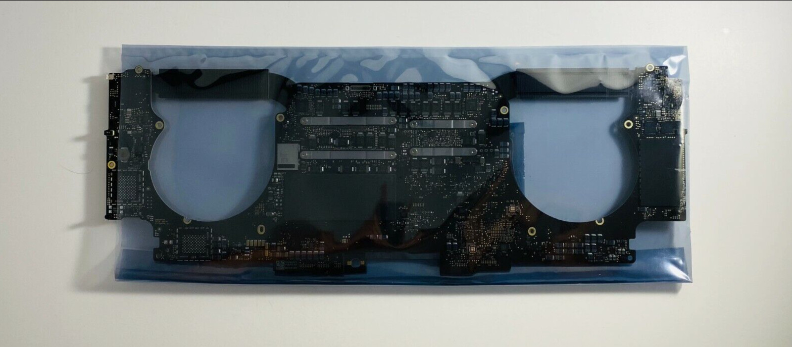 Apple MacBook Pro 13" A1706 2017 3.1 i5 16gb 256 gb logic Board  1 year warranty