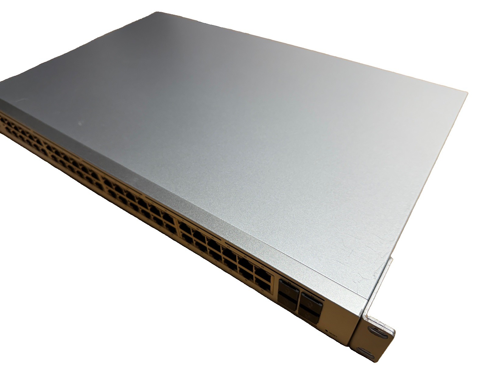 Ubiquiti UniFi Pro 48-Port Gigabit Network SFP+ PoE Ethernet Switch USW-Pro-48