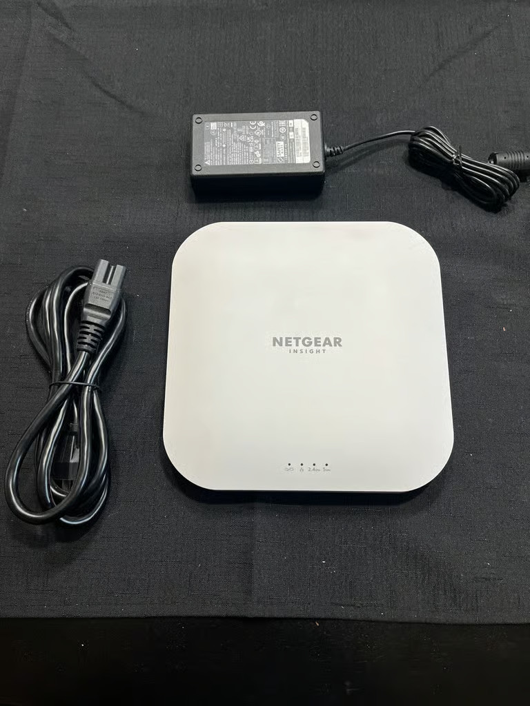NETGEAR Business AX3600 (WAX620-100NAS) Cloud Managed Wireless Access Point