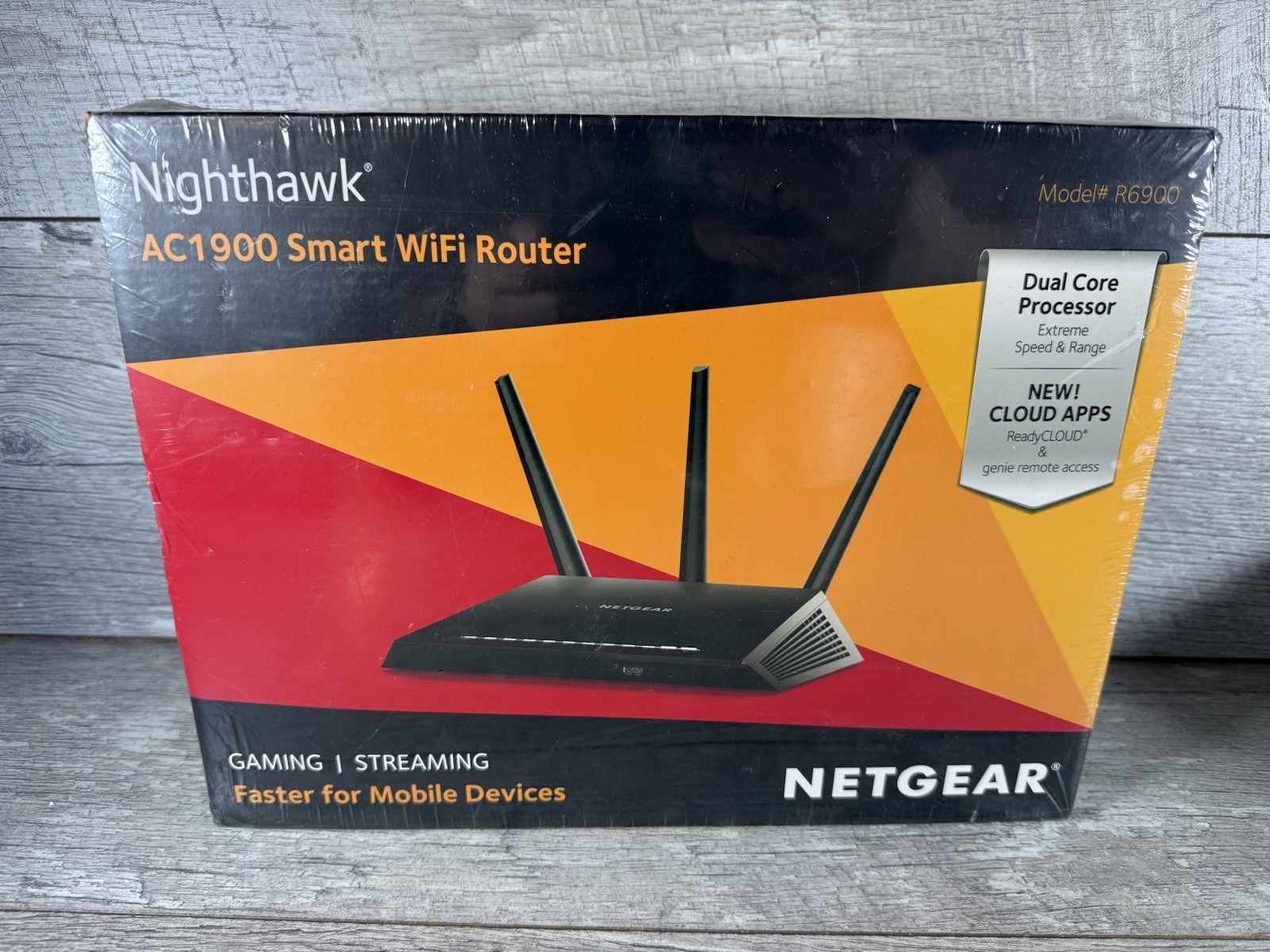 NETGEAR Nighthawk AC1900 R6900v2 WiFi Router New Sealed Box