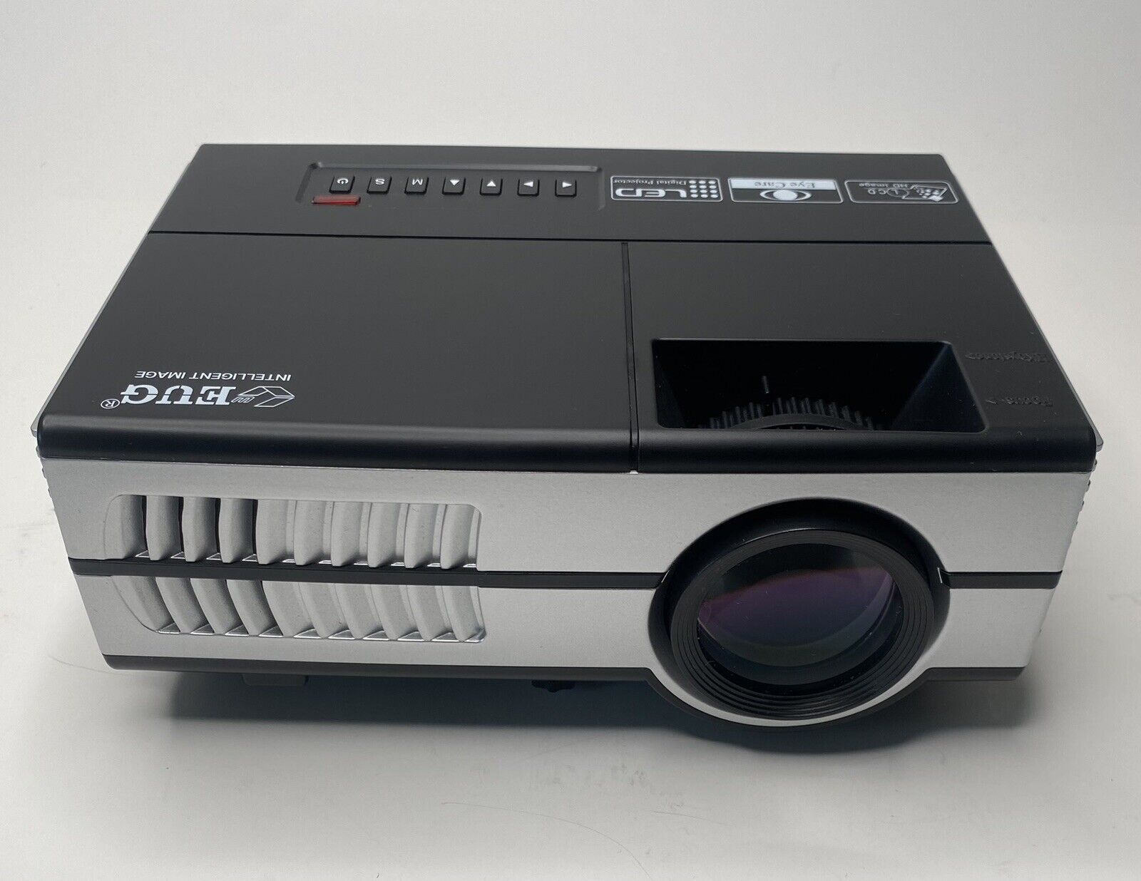 EUG 600D EUG Pocket Mini Projector HD 1080p Support 1500 Lumen Portable TESTED