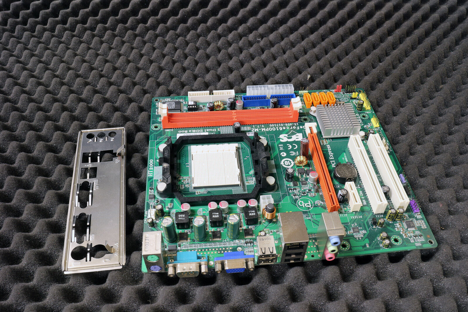 ECS GeForce6100PM-M2 Motherboard Socket AM2 System Board