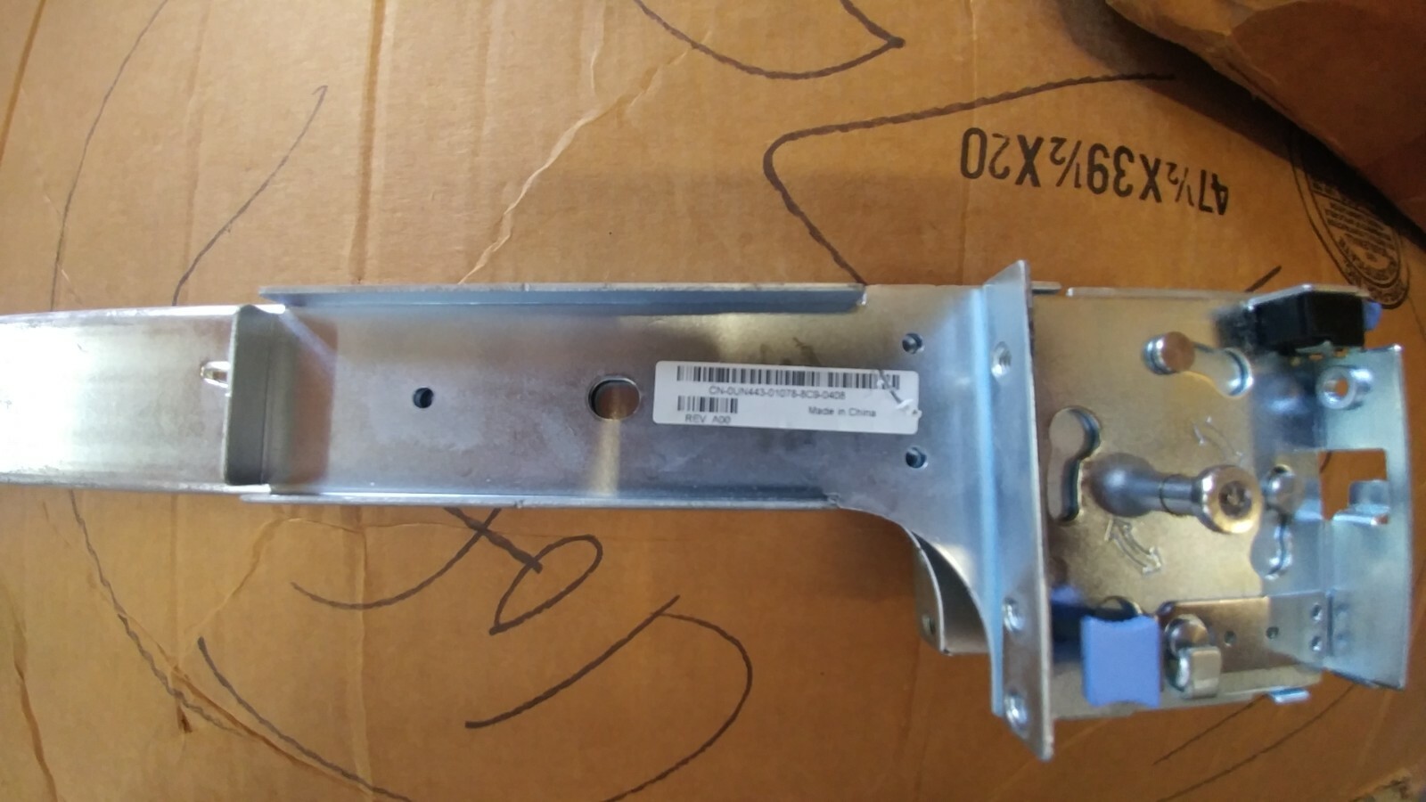 DELL  0UN443 2U RACK MOUNT FOR POWEREDGE 2950