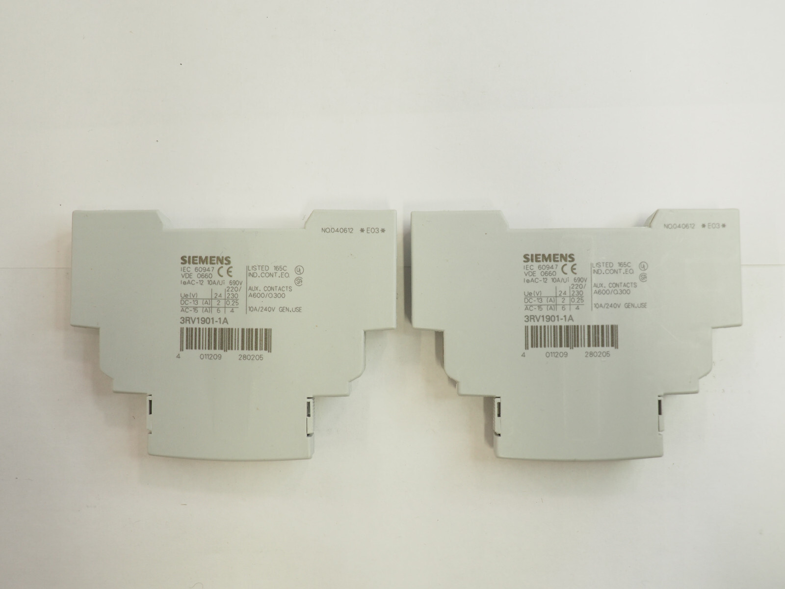 Lot of 2 Siemens 3RV1901-1A Auxiliary Switch Block