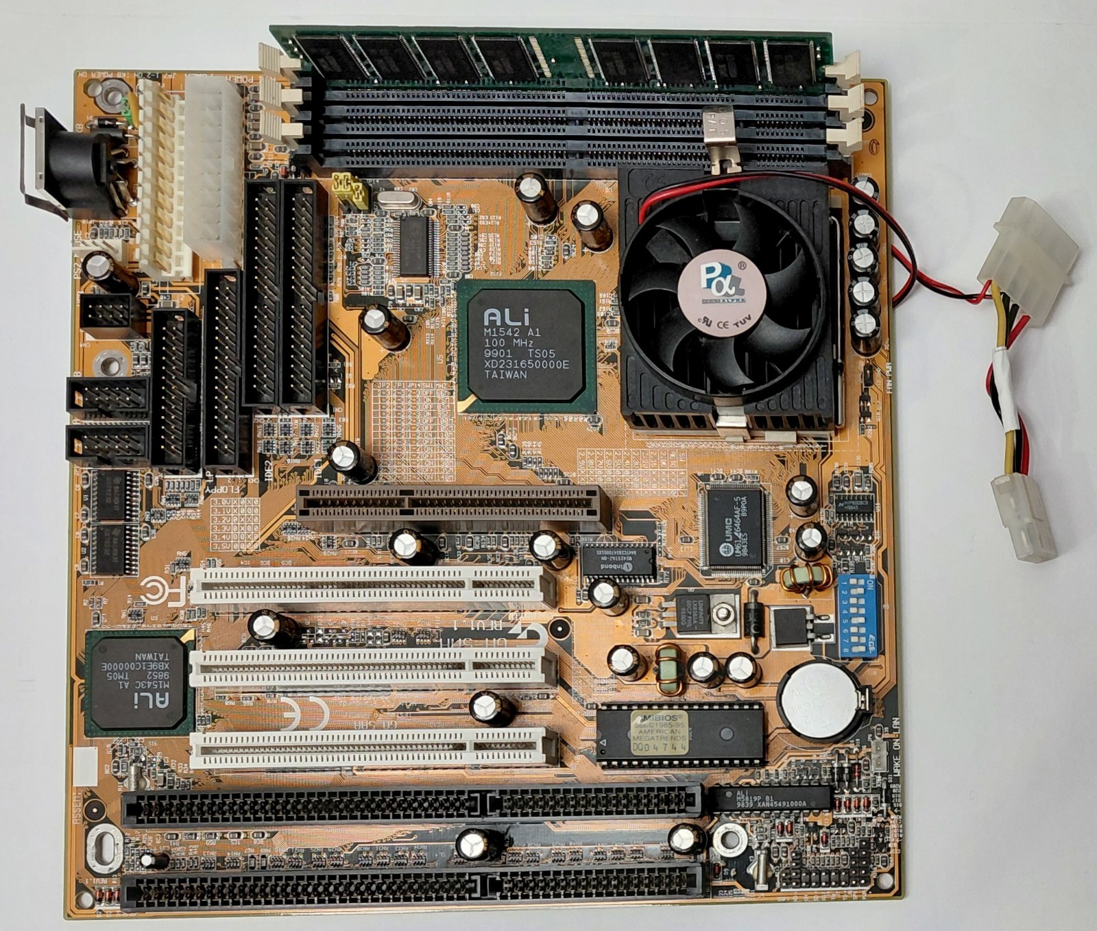 Gigabyte GA-5AA Super Socket 7 ISA AGP Retro Motherboard + AMD K6-2 400MHz + 128MB