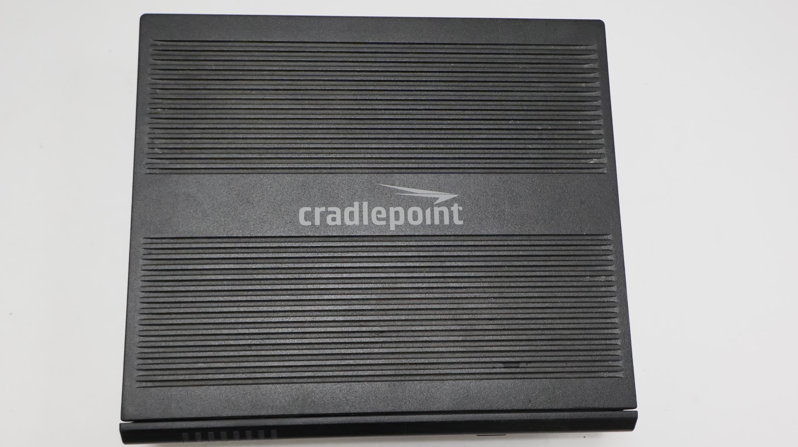 Cradlepoint AER2200 Enterprise Router 4G LTE-Advanced Gigabit WiFi - Used