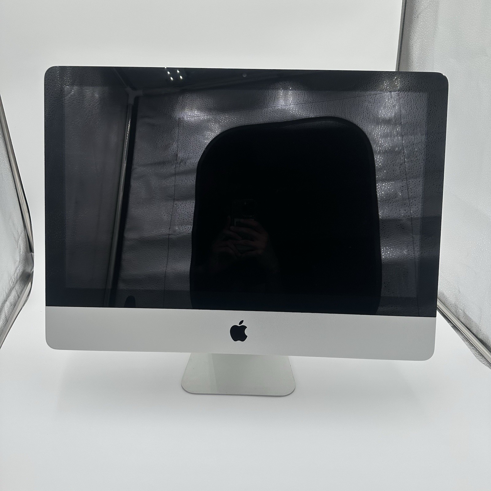Apple iMac 21.5” A1311 EMC 2428 All-In-One Desktop Computer Silver Tested Works