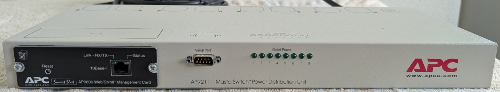 APC AP9211 MasterSwitch 8-Outlet PDU 120V 12A w/ AP9606 Management Card