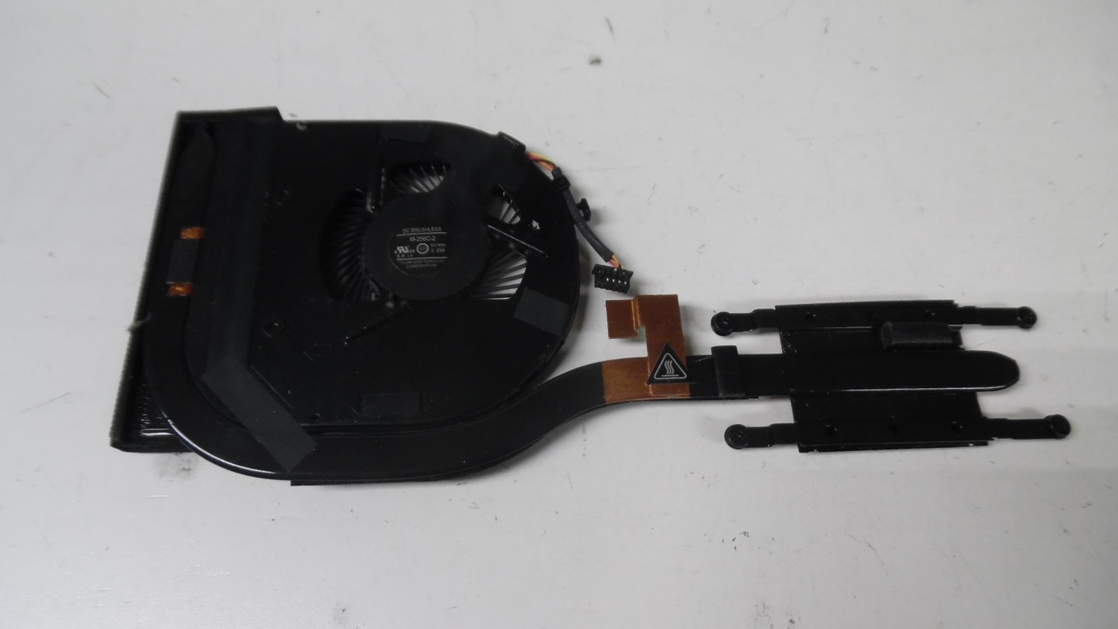 Genuine Lenovo ThinkPad T470 CPU Thermal Cooling Fan 01AX927 01AX926