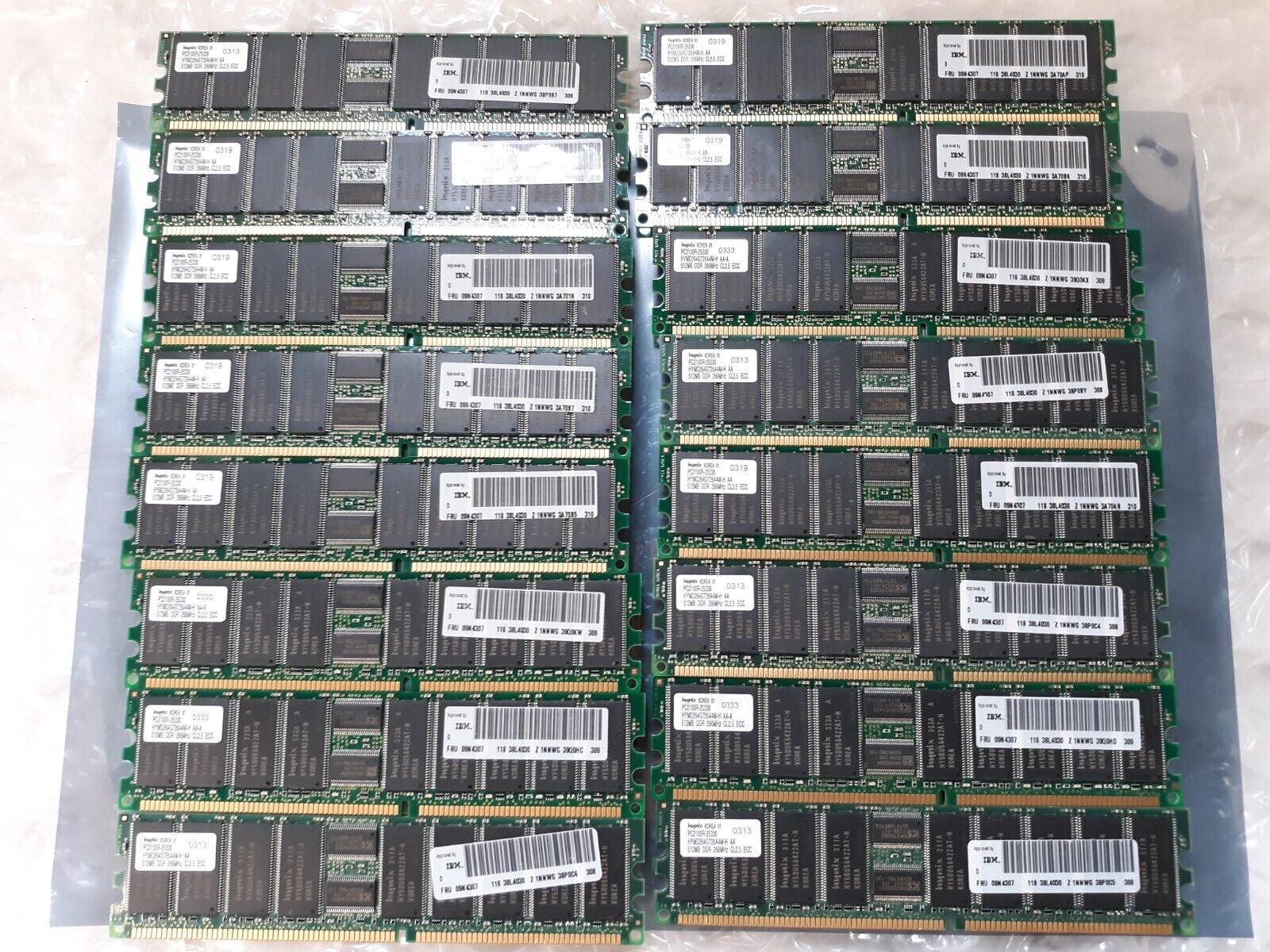 Lot of 16 Hynix 512MB PC2100R-2530 DDR CL2.5 266MHz ECC SDRAM w/ IBM Sticker