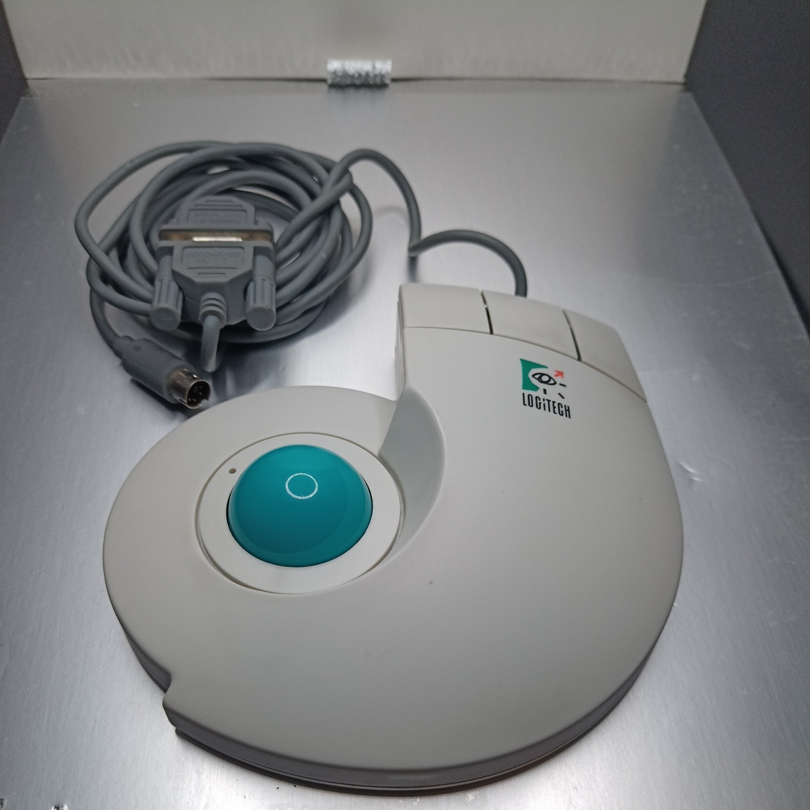 Vintage Logitech TrackMan T-CC2-9F Serial DB9 Trackball Stationary Mouse Tested