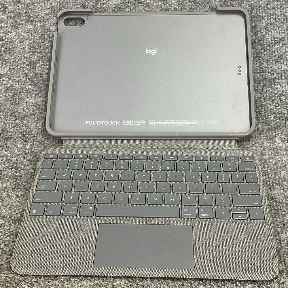 Logitech Folio Touch Keyboard Case iPad Pro 11&amp;quot; 1st 2nd Gen YU0043