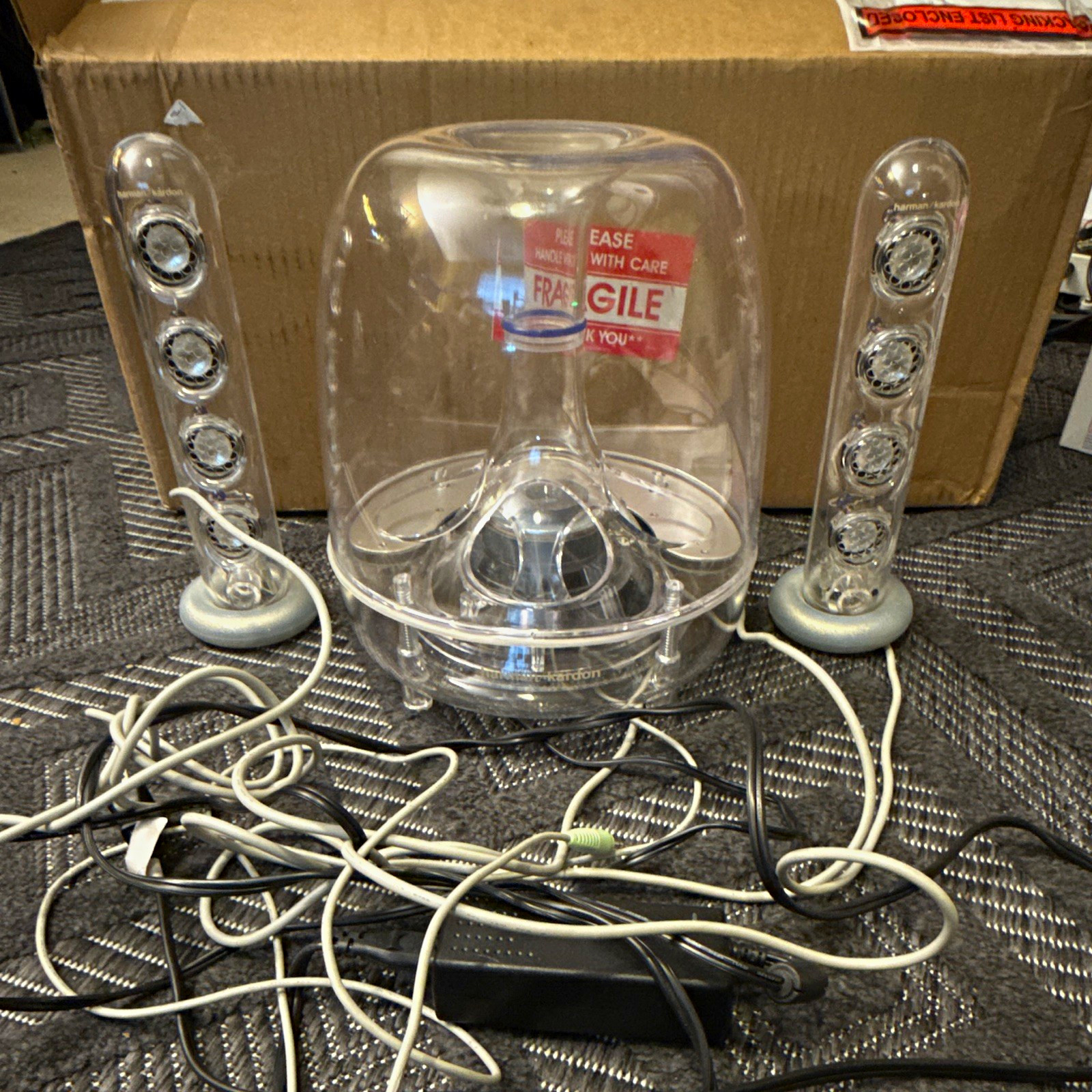 Harman Kardon SoundSticks II 2.1 Wired Speaker System 3.5mm Clear/Silver
