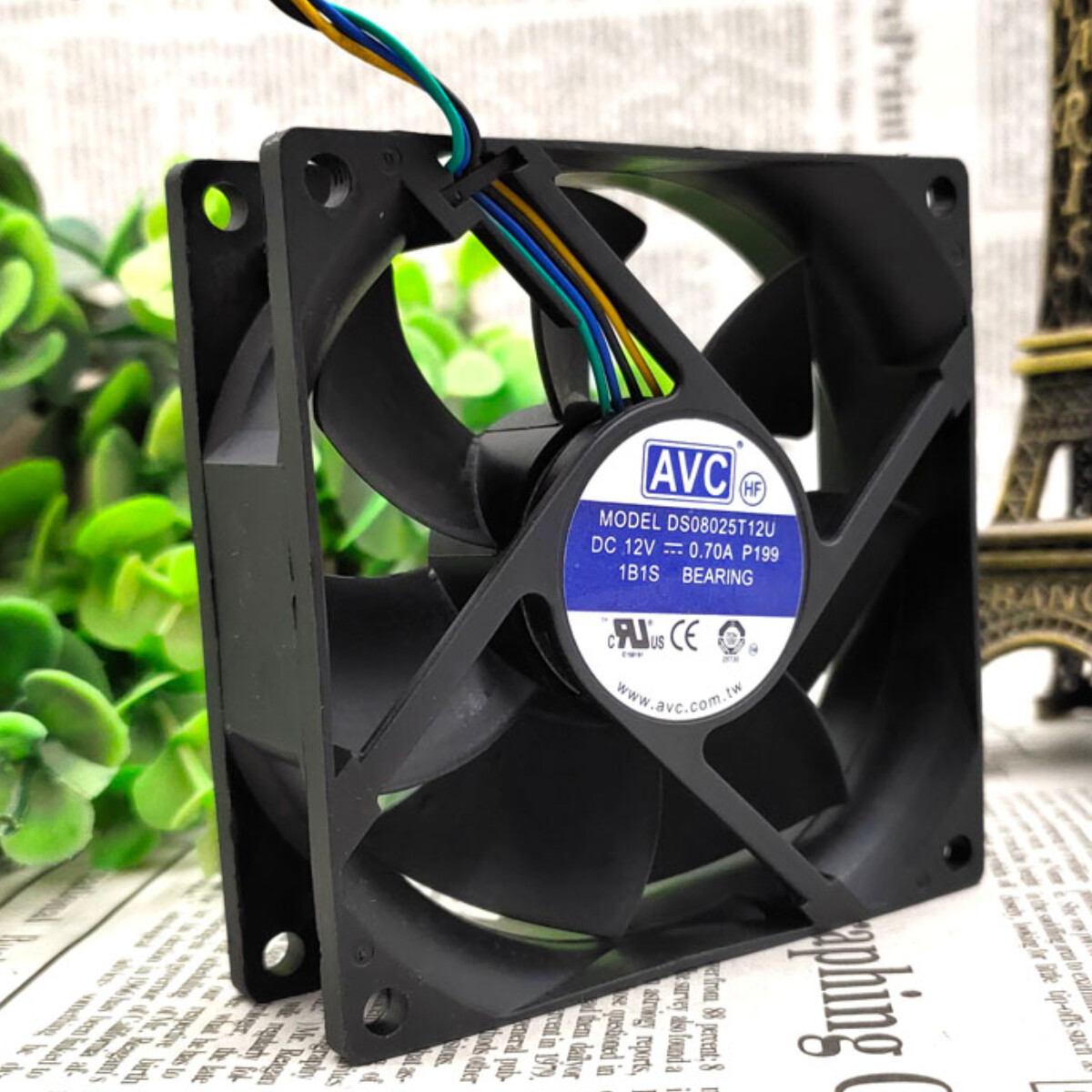 AVC DS08025T12U 0.70A 12V 8025 8CM Temperature Control Speed Cooling Fan