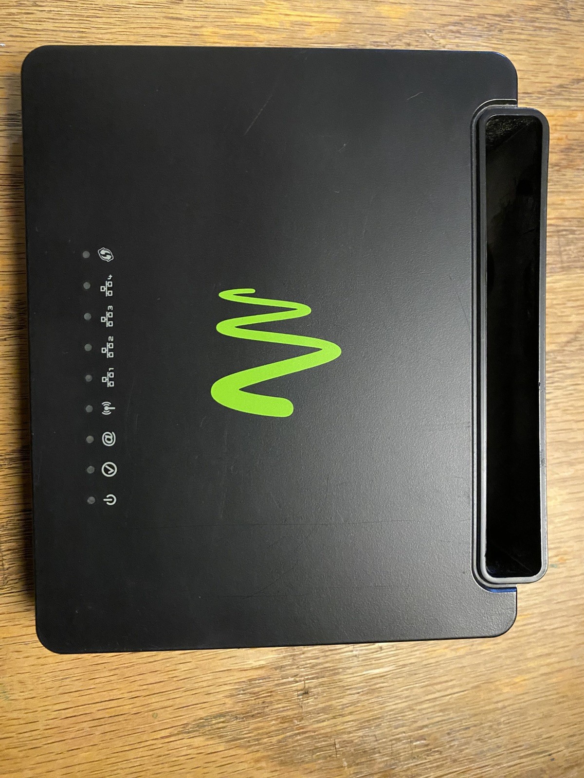 Windstream Sagemcom Fast F@st 1704N Wireless ADSL Router no adaptors included