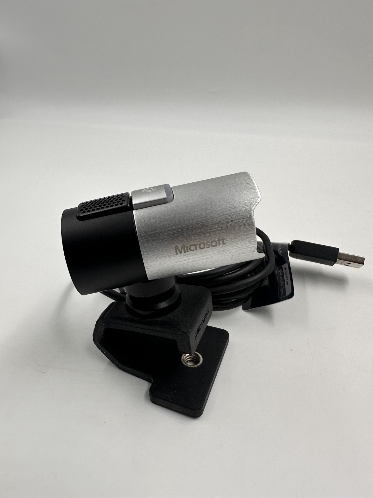 Microsoft LifeCam Studio HD Webcam + USB + Microphone