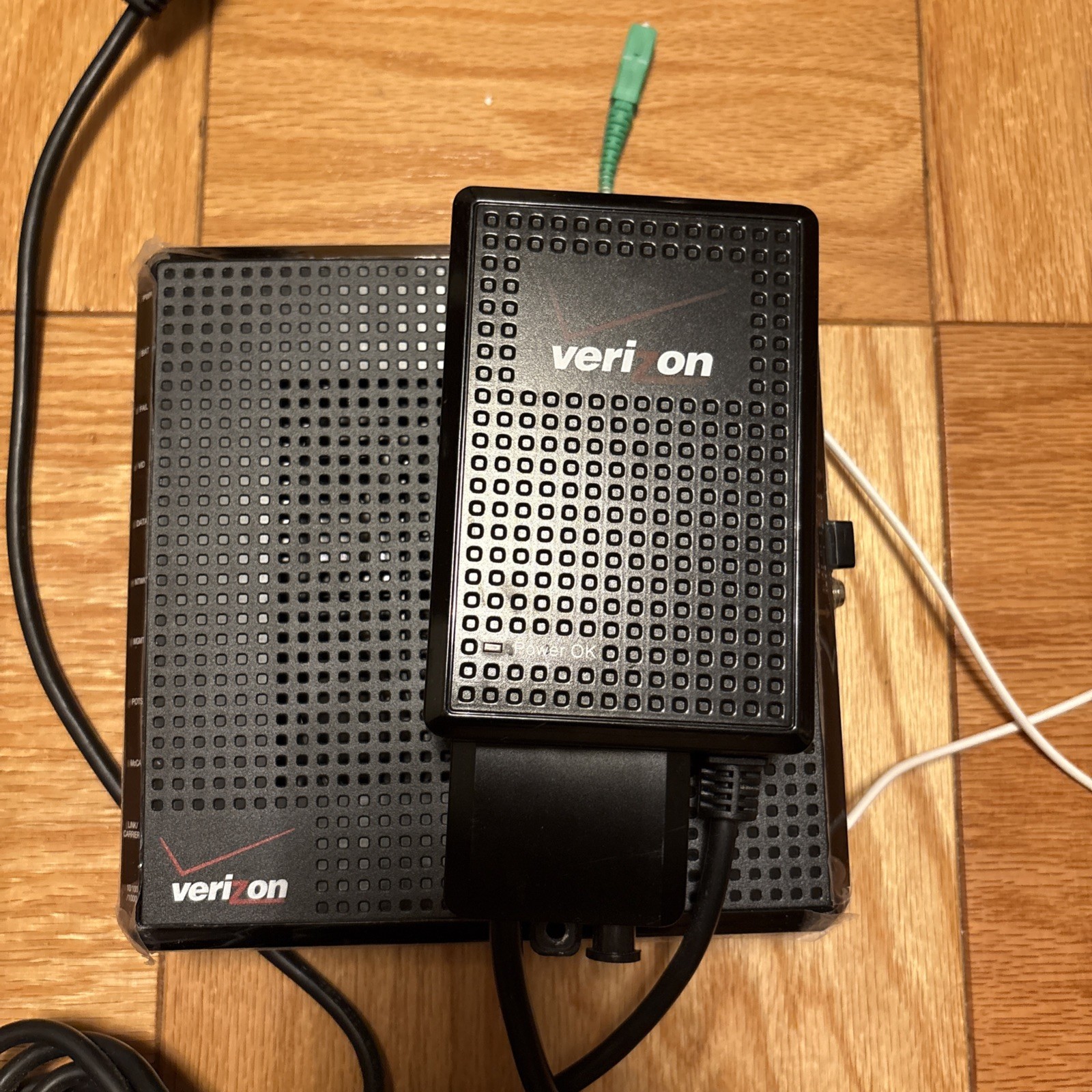 Arris ONT1000GI4-FTR Modem For Verizon Fios Optic - 10/100/1000/#M18