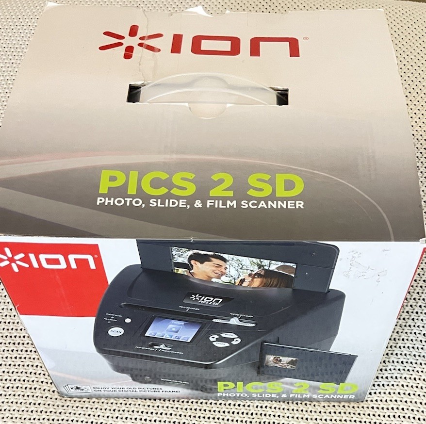ION Pics 2 SD Photo Slide & Film Scanner Missing SD Card  Only Parts