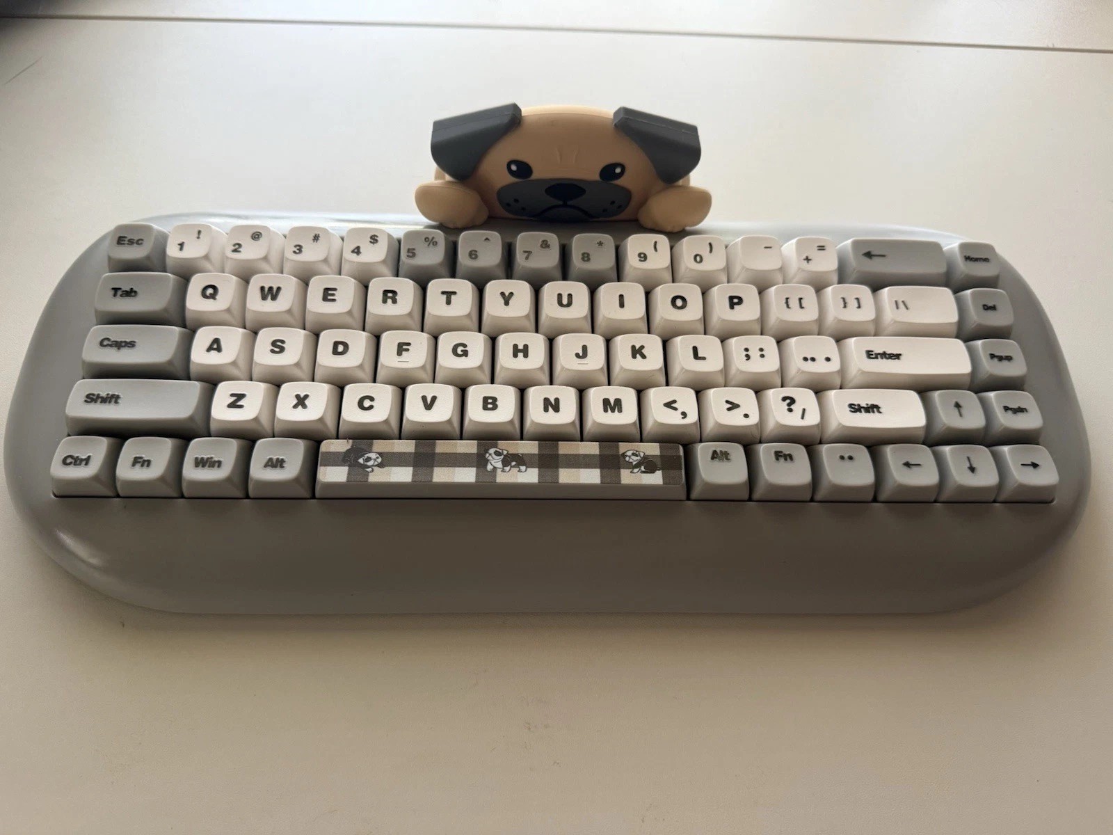 BYTECH Wireless Pug Dog Keyboard