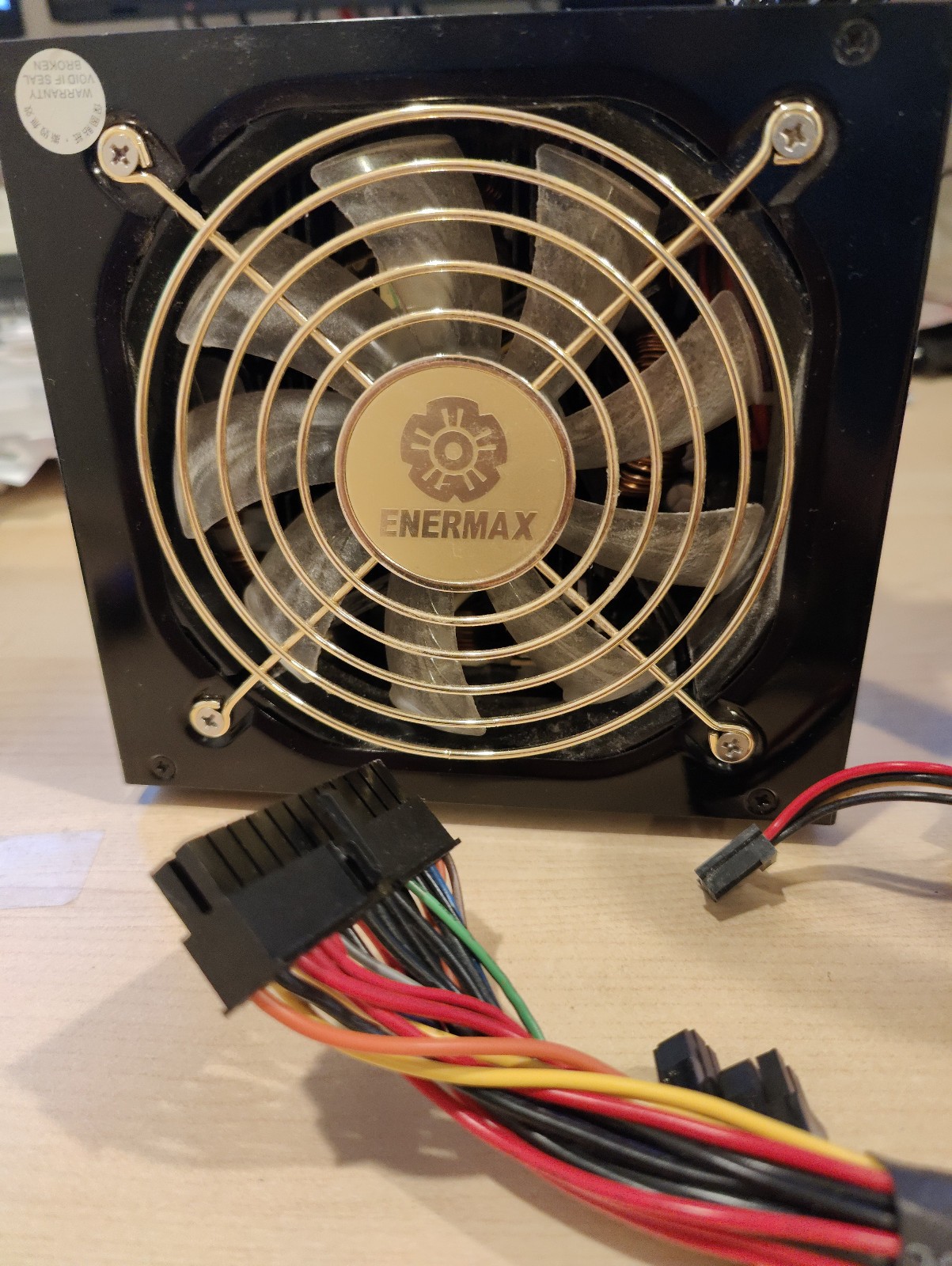 Enermax PRO 82+ 625W Power Supply (EPR625AWT)