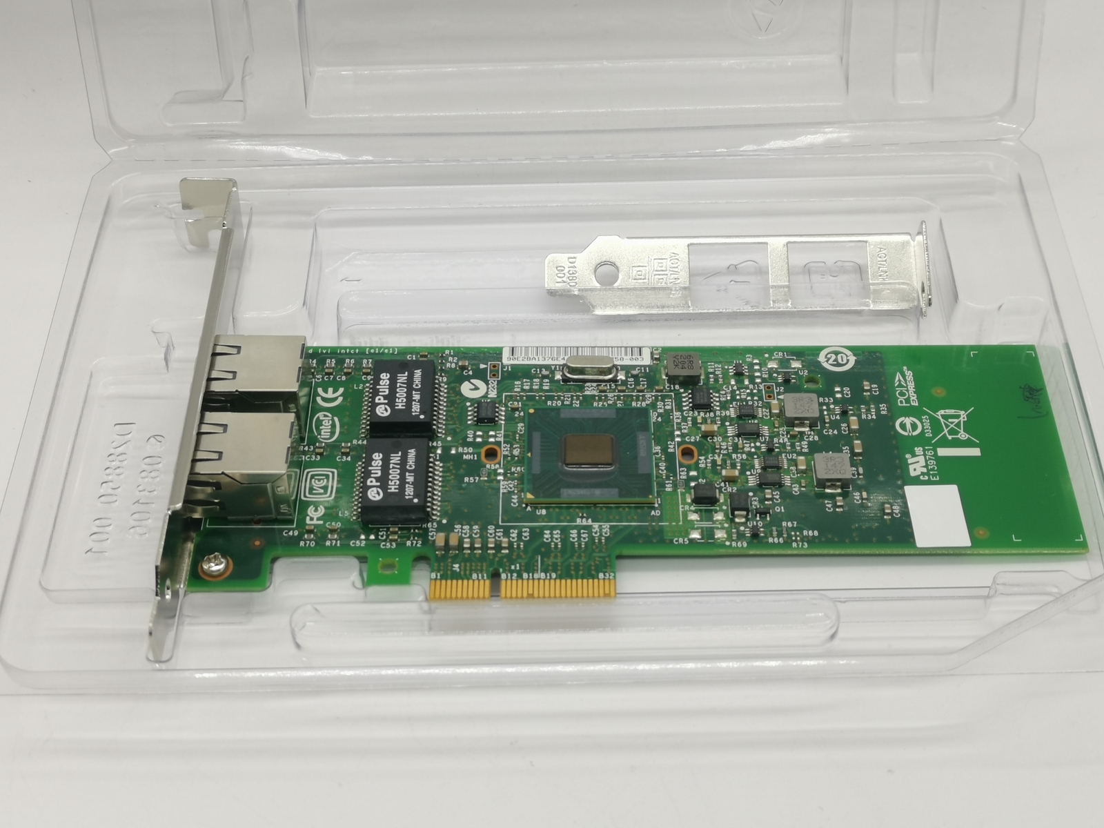 Intel E1G42ET 82576GB Gigabit Dual Port RJ-45 Server Adapter Dell G174P 1P8D1
