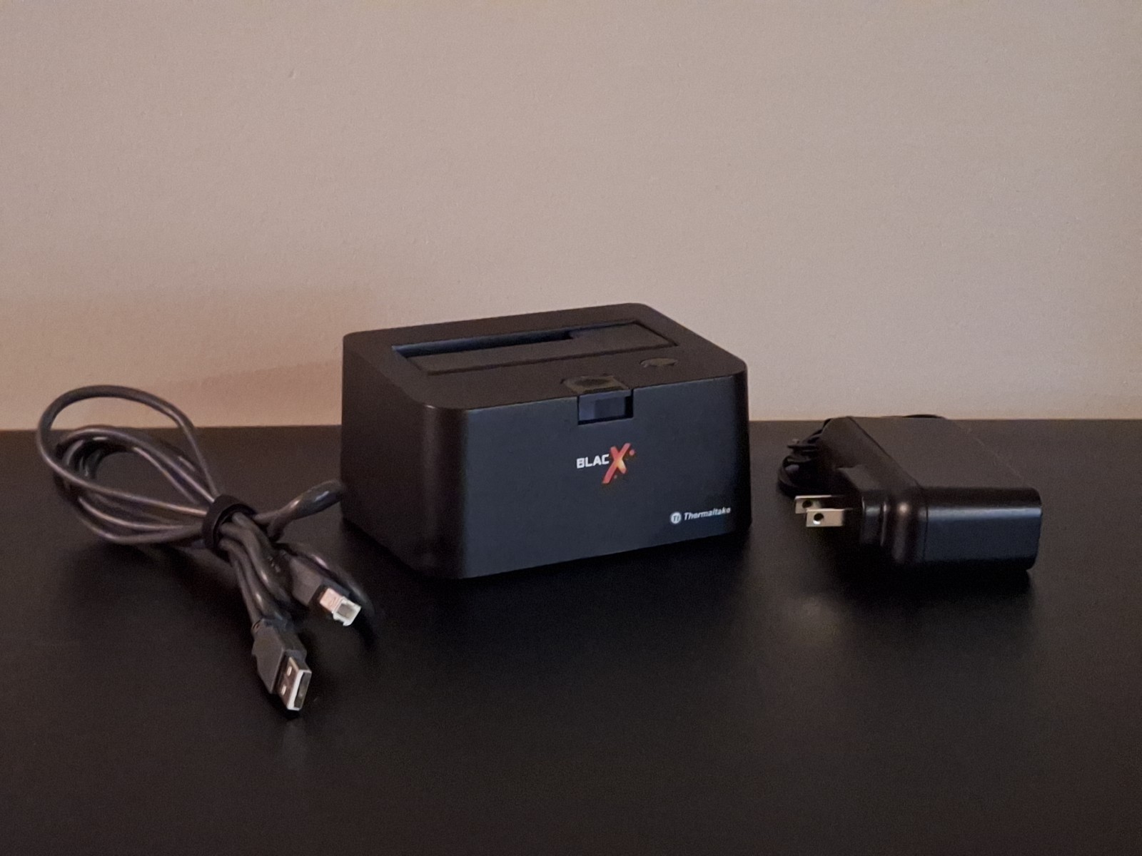 Thermaltake BlacX SATA USB Docking Station 2.5"/3.5" Black N0028USU