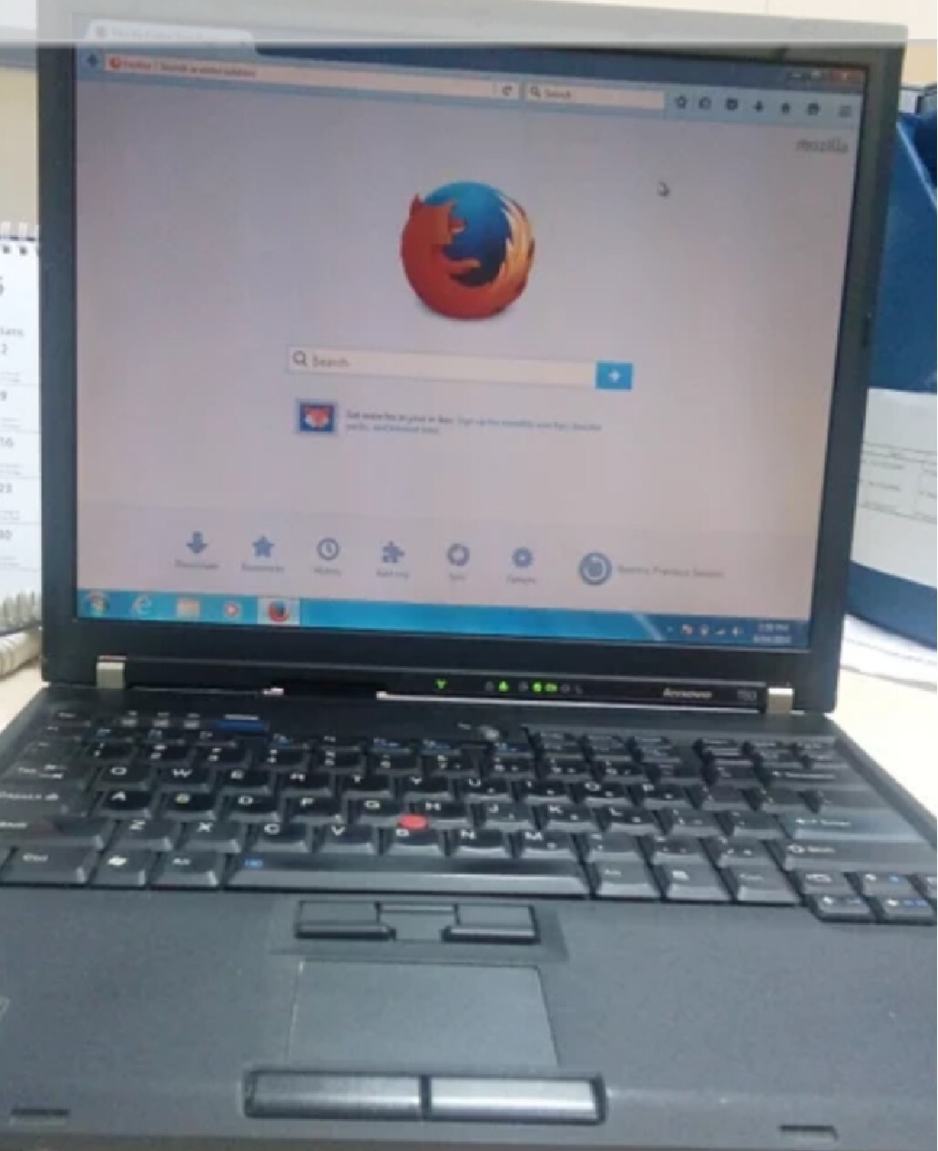 LOADED IBM T60 ✅THINKPAD✅ 14" 4:3 LCD, Win 7 PRO, MS Word,DVD,READY 2 USE laptop