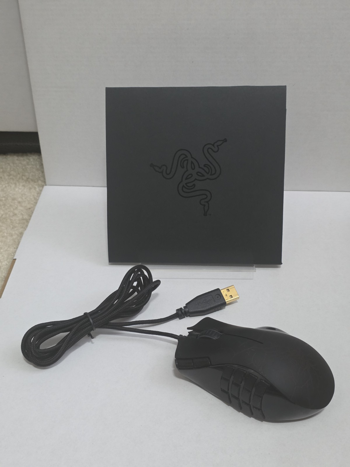RARE Razer Naga Molten Special Edition MMO Gaming Mouse 17-Button Super Clean