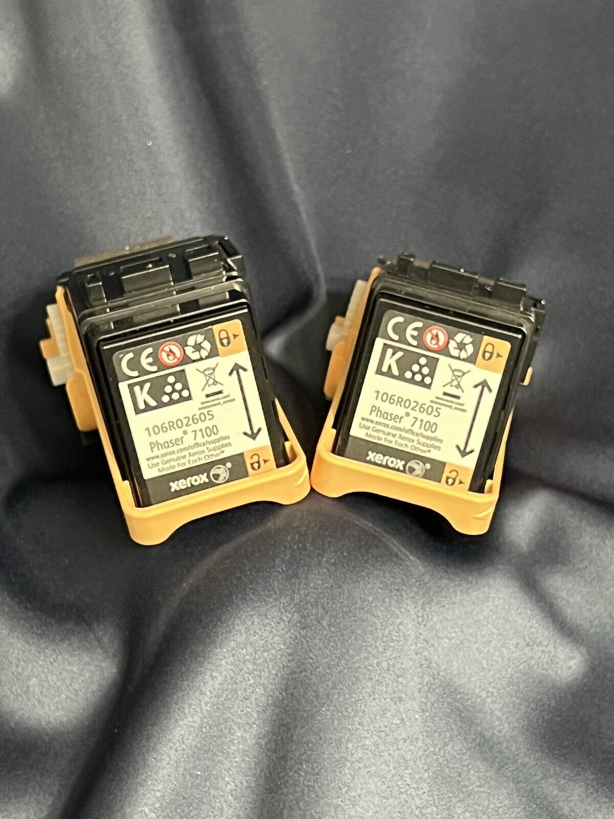 GENUINE XEROX Phaser 7100 Black Dual Pack Toner Cartridge 106R02605 - Open Box