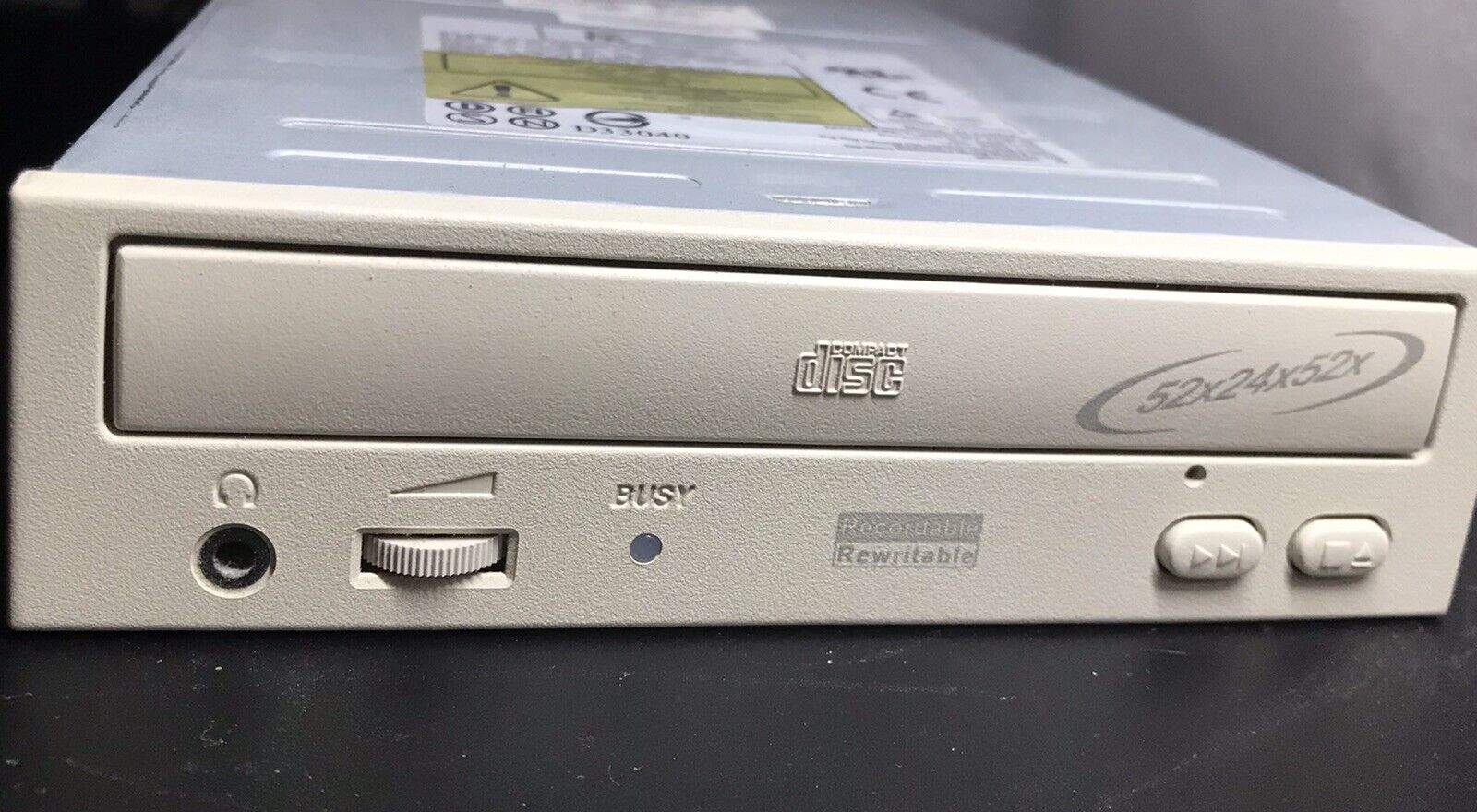TOP-G 52x24x52x IDE Internal CD-ROM Drive - Beige Bezel