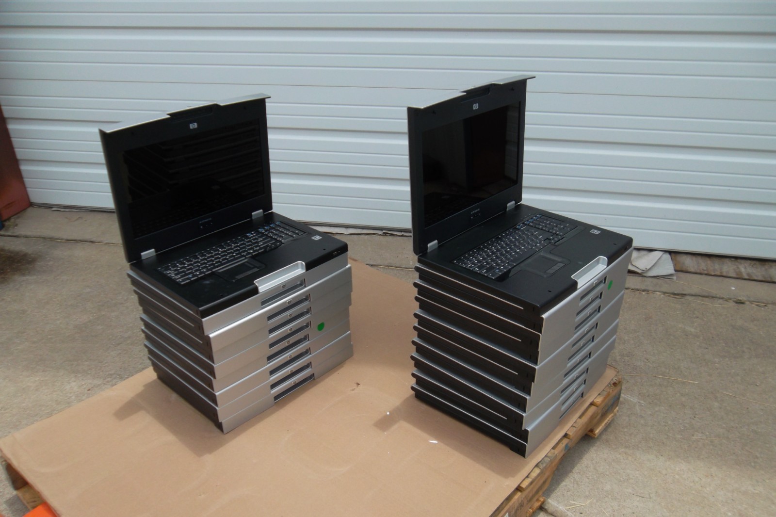 LOT-39 HP TFT7600 G2 KVM Console Monitor & Keyboard Rackmount 612371-001 AZ870A