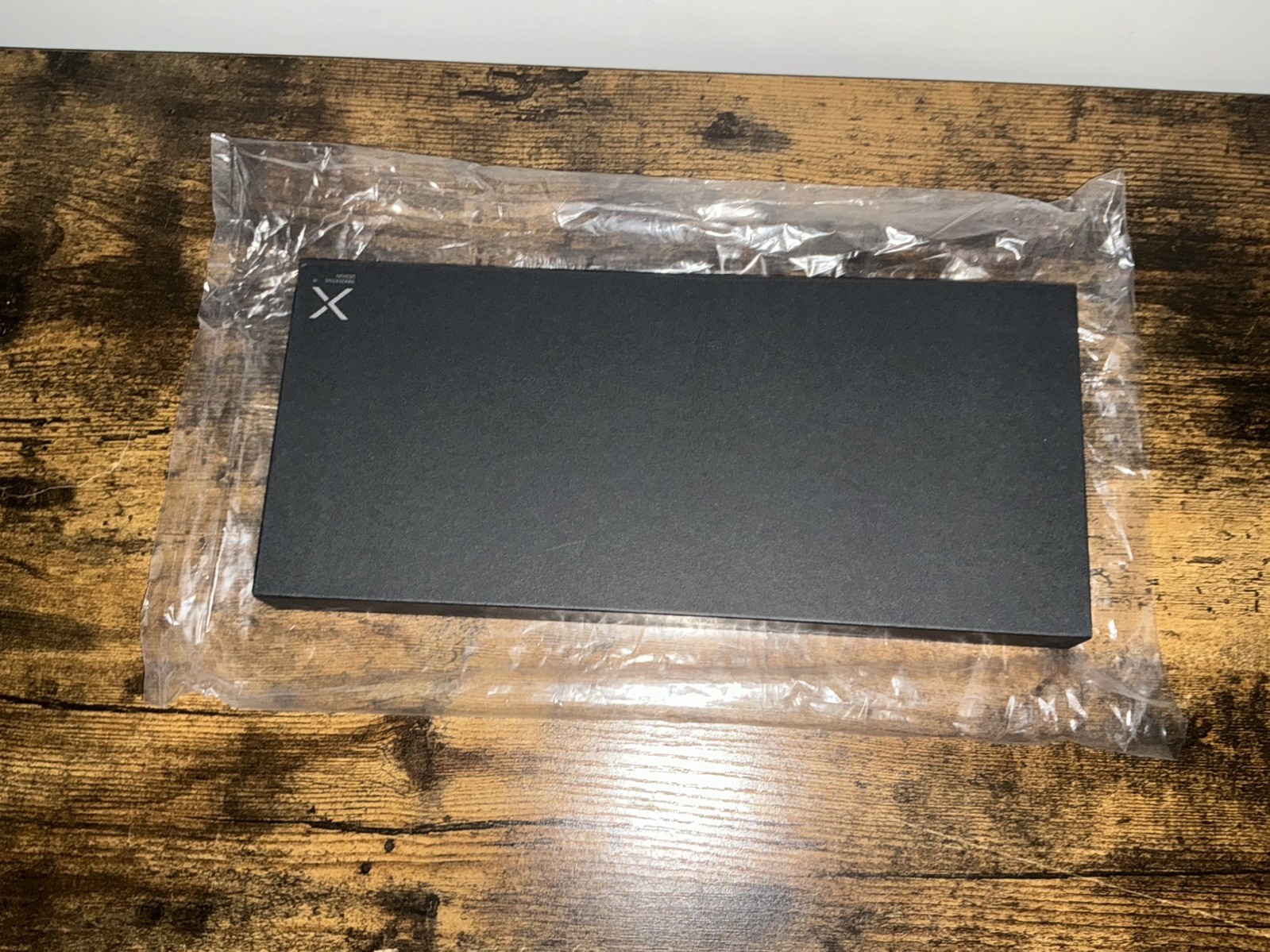 SCX Wireless Charging Folio Case with Power Adapter
