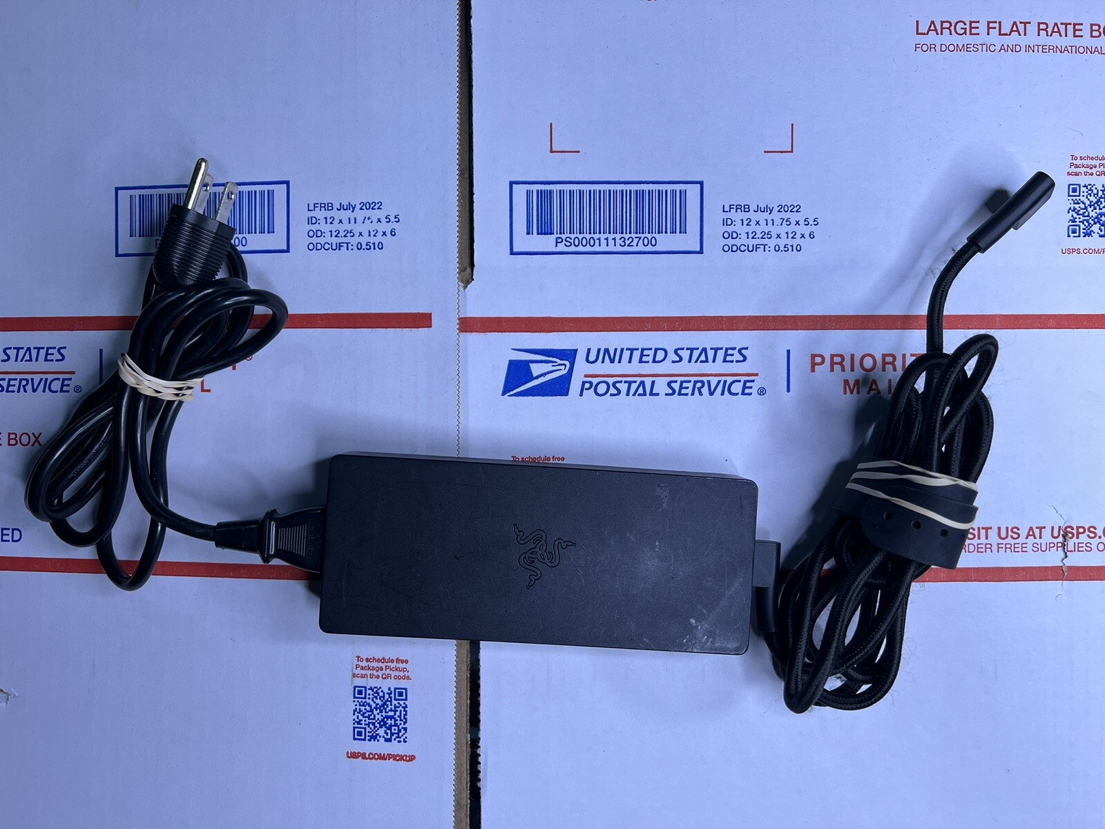 RC30-024801 OEM Razer 19.5v 11.8a 230W Laptop AC Power Adapter Charger Blade