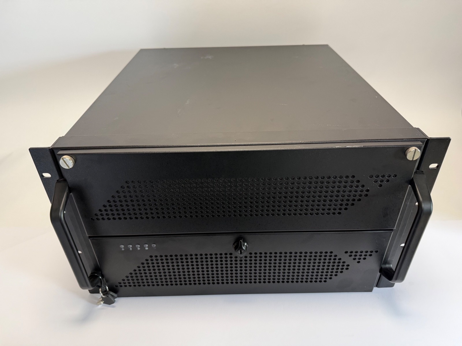Industrial Computer Server Unit ROCKY-4786EVG-RS-R41 PCI-19S-RS-R40 10032865-LS
